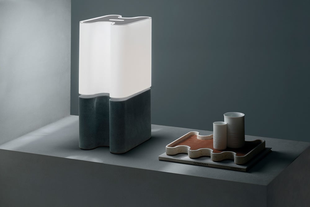 Ossicle table lamp with Ossicle tray by Francesco Balzano x Giobagnara