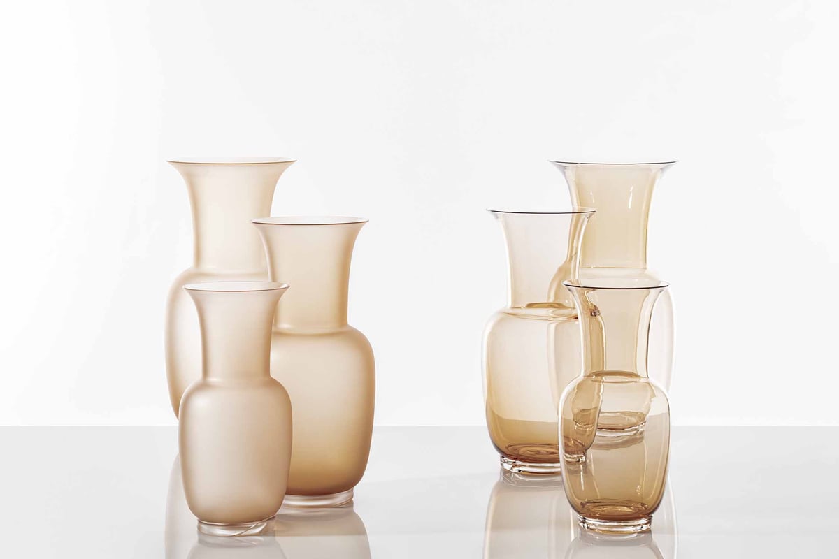 Opalini vases in Pesca peach coloured glass